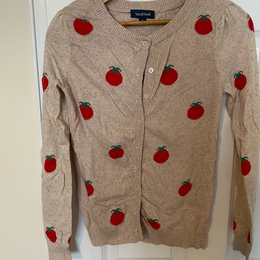 Tomato cardigan